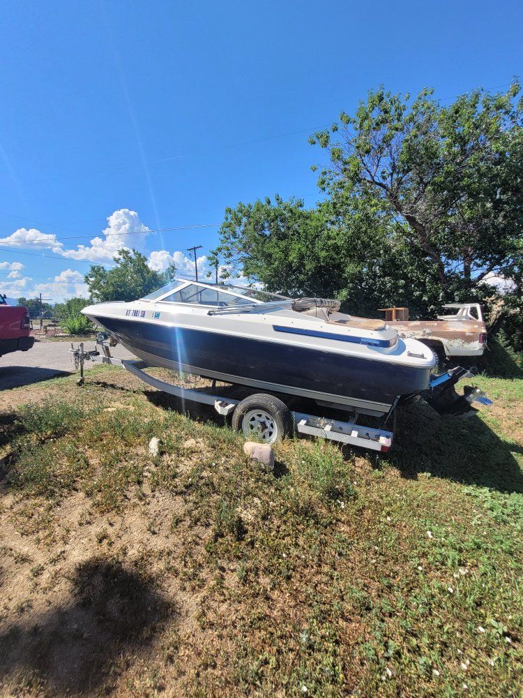 18 ft. Maxam boat for sale