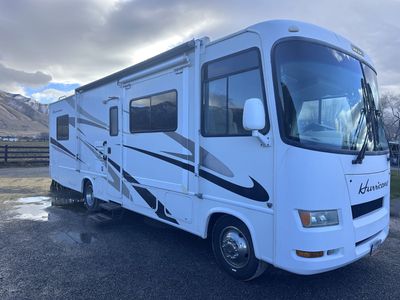 Ford Hurricane 32 Foot V 10 2007 20 K Miles