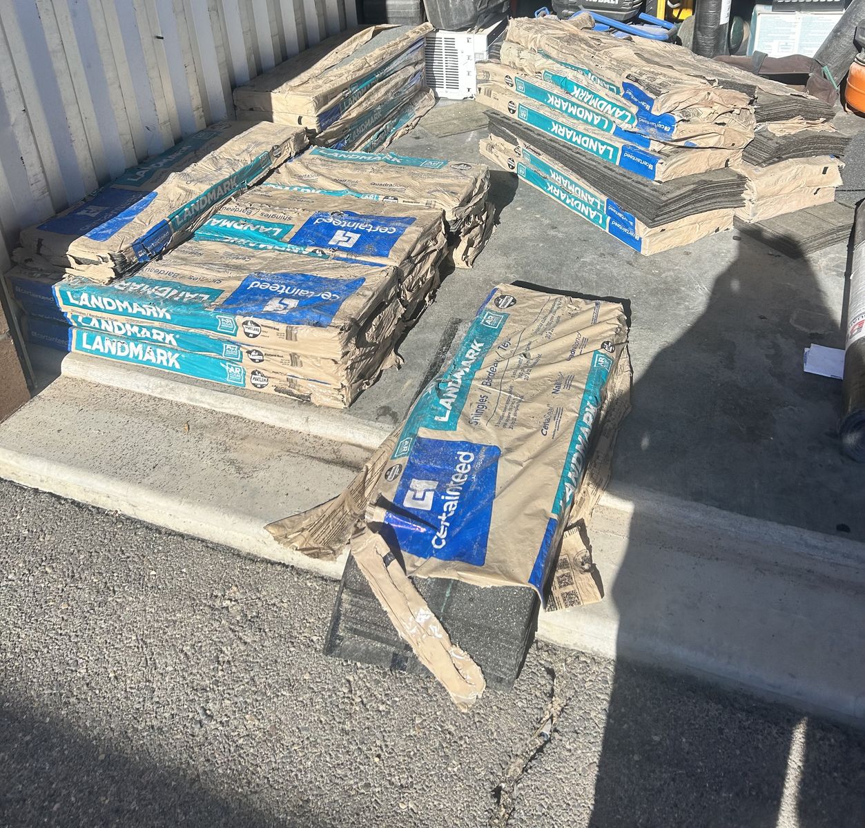 Roofing material