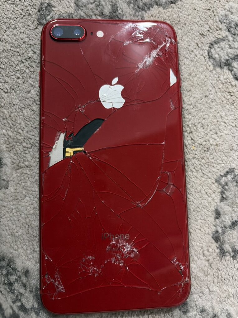 iPhone 8 Plus 64 Gigabytes