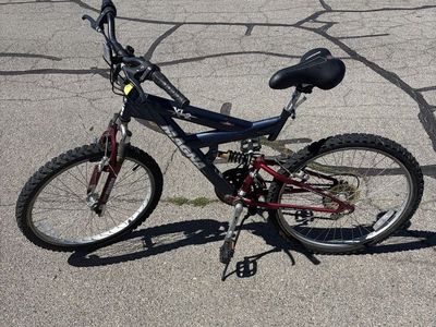Magna XL2 Full Suspension Mountain Bike 26 Inch Wheels
