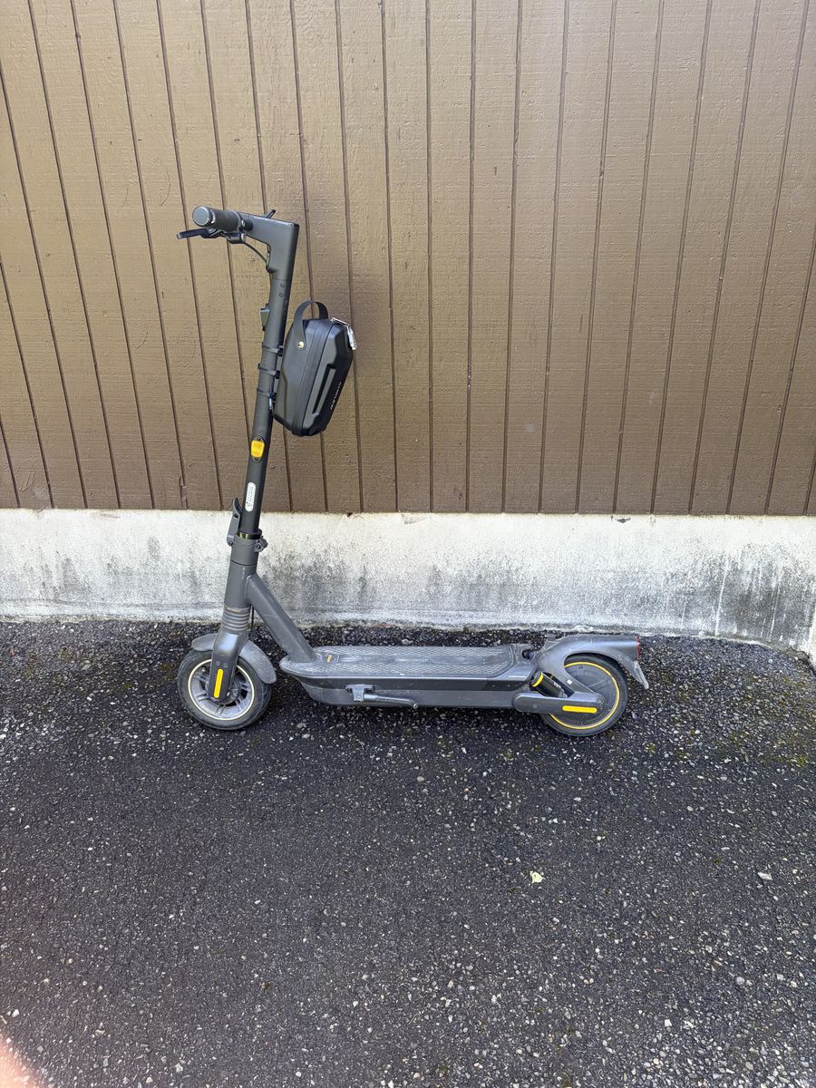 E-scooter Segway ninebot max g2