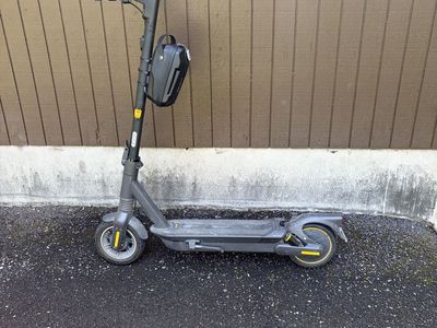E-scooter Segway ninebot max g2