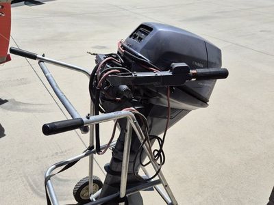 Yamaha Four Stroke Outboard 9.9hp long shaft Boat Motor needs dont know what ran a year ago now does not stay running