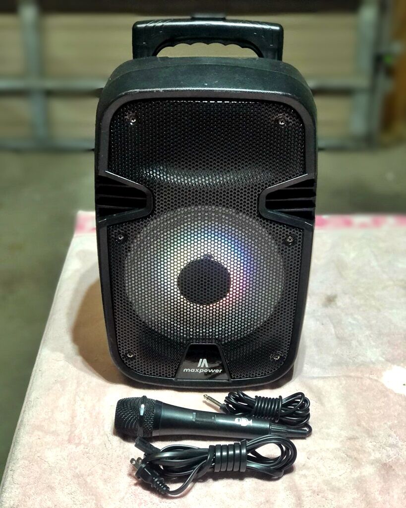 Maxpower Rechargeable 8" Bluetooth Speaker / Karaoke machine model MPD844L + Microphone + Power cord