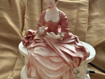 RARE “Dear Ruth” Vintage TV Lamp 1950’s