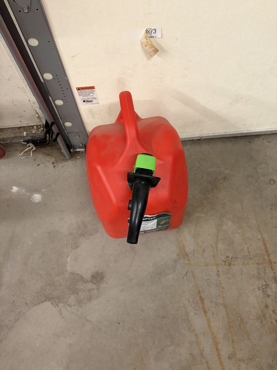 5 gallon gas can