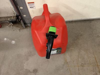 5 gallon gas can