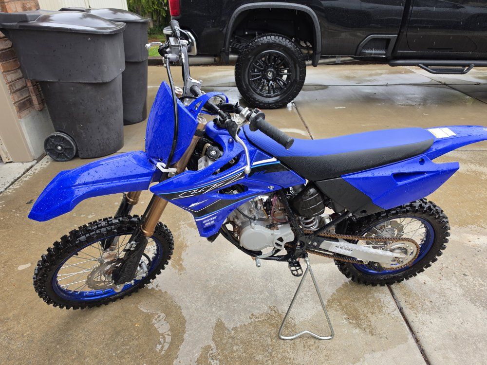YZ 85