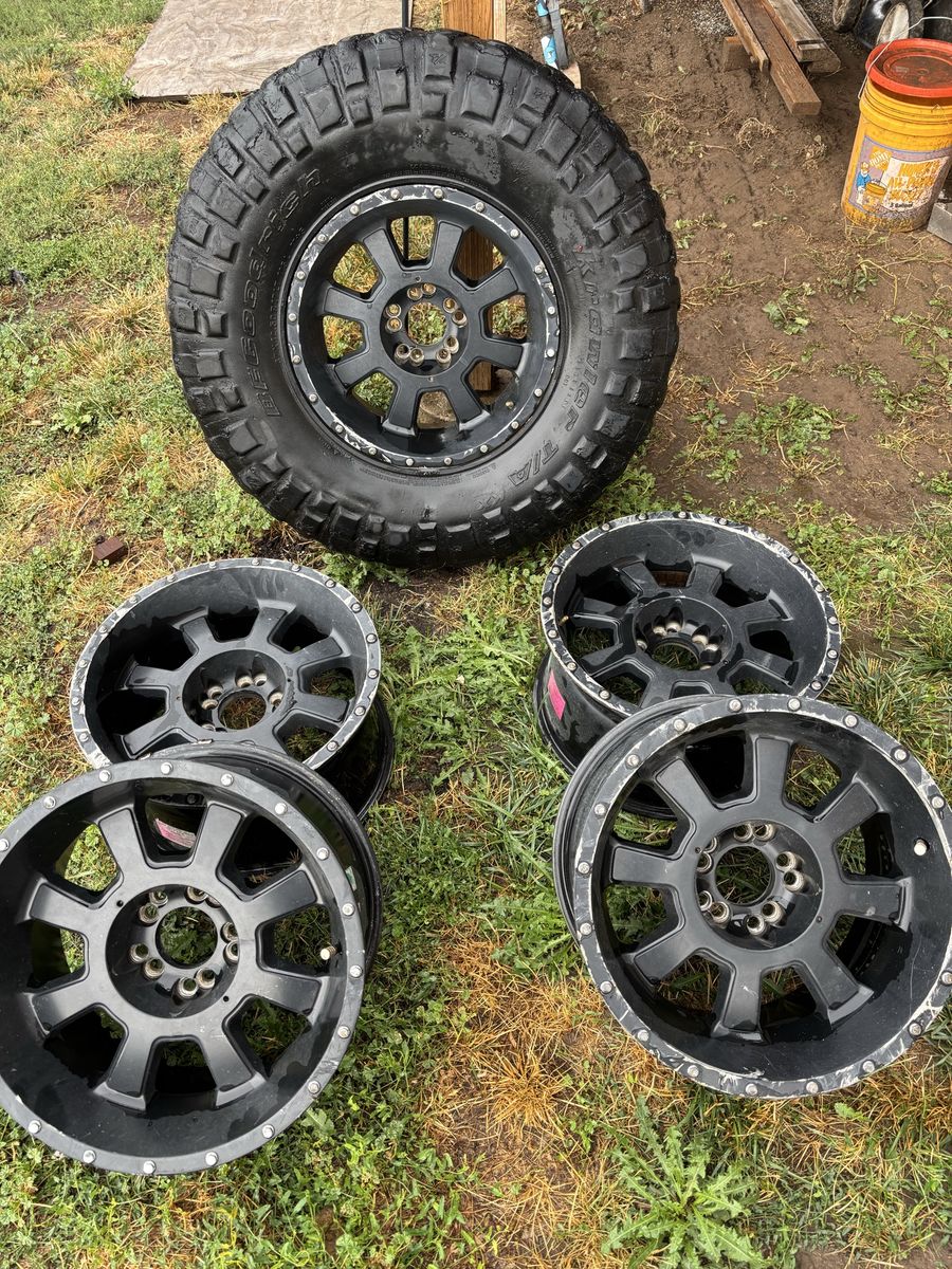 Set of 5 Wheels  17x9 dual bolt pattern 5x5 and 5x4.5