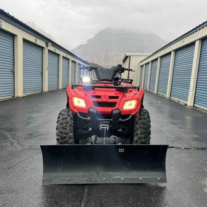 (Automatic) Can-Am outlander 400 4 x 4 snow plow