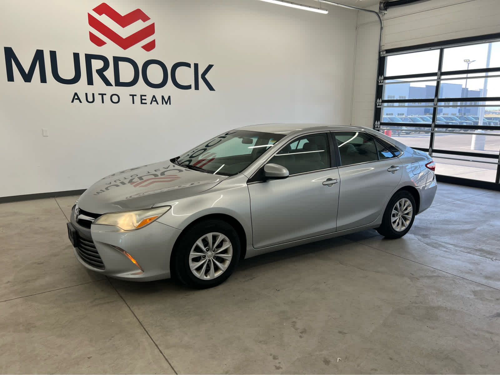 2015 TOYOTA CAMRY LE