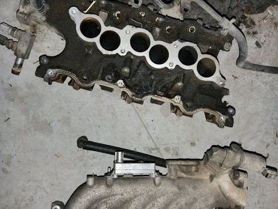 1999 Ford Taurus 3.0 Vulcan Upper & Lower Intake Manifold