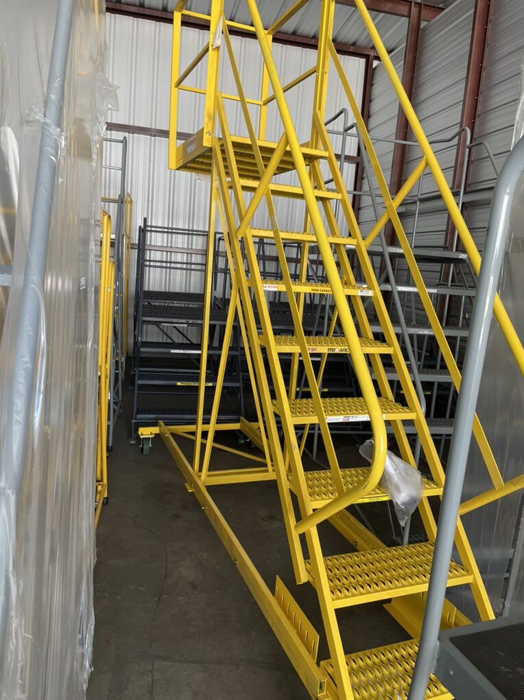 9 Step Cantilever Platform Ladder
