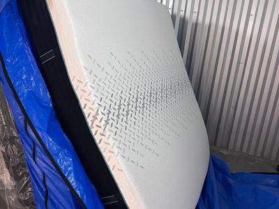 King Nectar Premier Hybrid Mattress - Like New