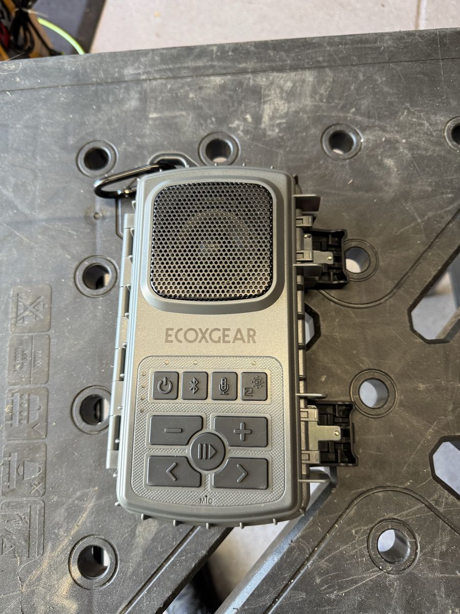 EcoExtreme2 by ECOXGEAR Rugged IP67 Waterproof Bluetooth Speaker with Case