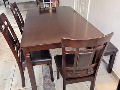 Dining Table Set