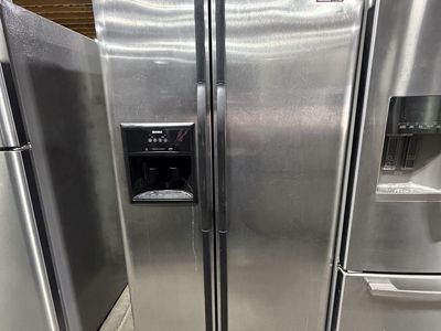 HURRY! NICE KENMORE STAINLESS SIDE BY SIDE FRIDGE