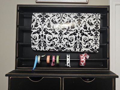 Wood black wrapping paper wall holder