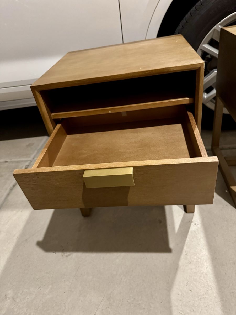 Main image 4