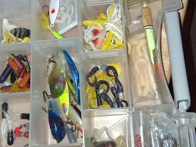 FISHING LURES AND WEIGHTS "I"