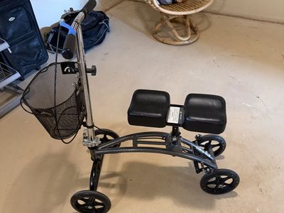 KneeRover Economy Knee Scooter Walker with Basket - Compact & Foldable Mobility Aid