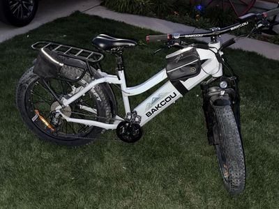 BAKCOU Mule Fat-Tire Electric Hunting Bike - White, Good Condition, Ready for Adventure