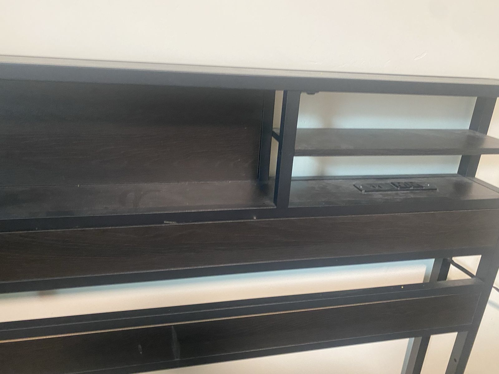 Main image 6