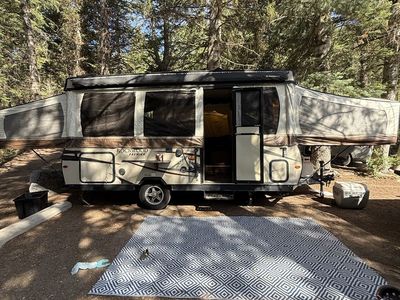 2018 Rockwood Premier 2716G Pop-Up Camper – $15,000