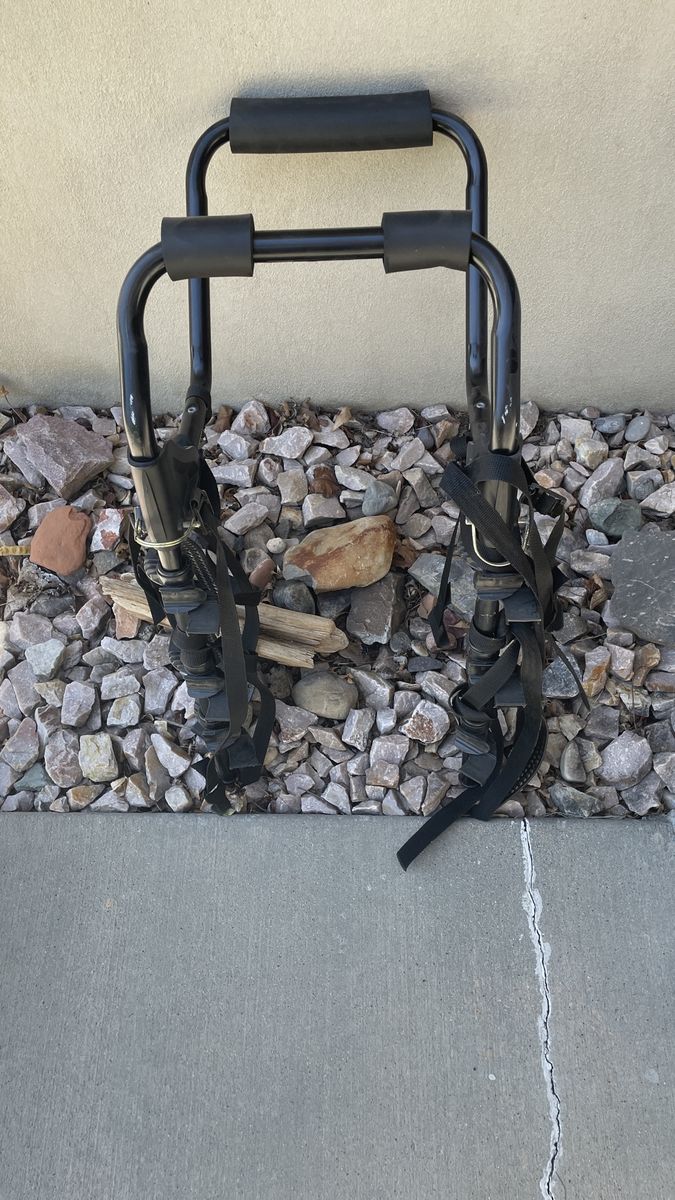 Car trunk bike rack