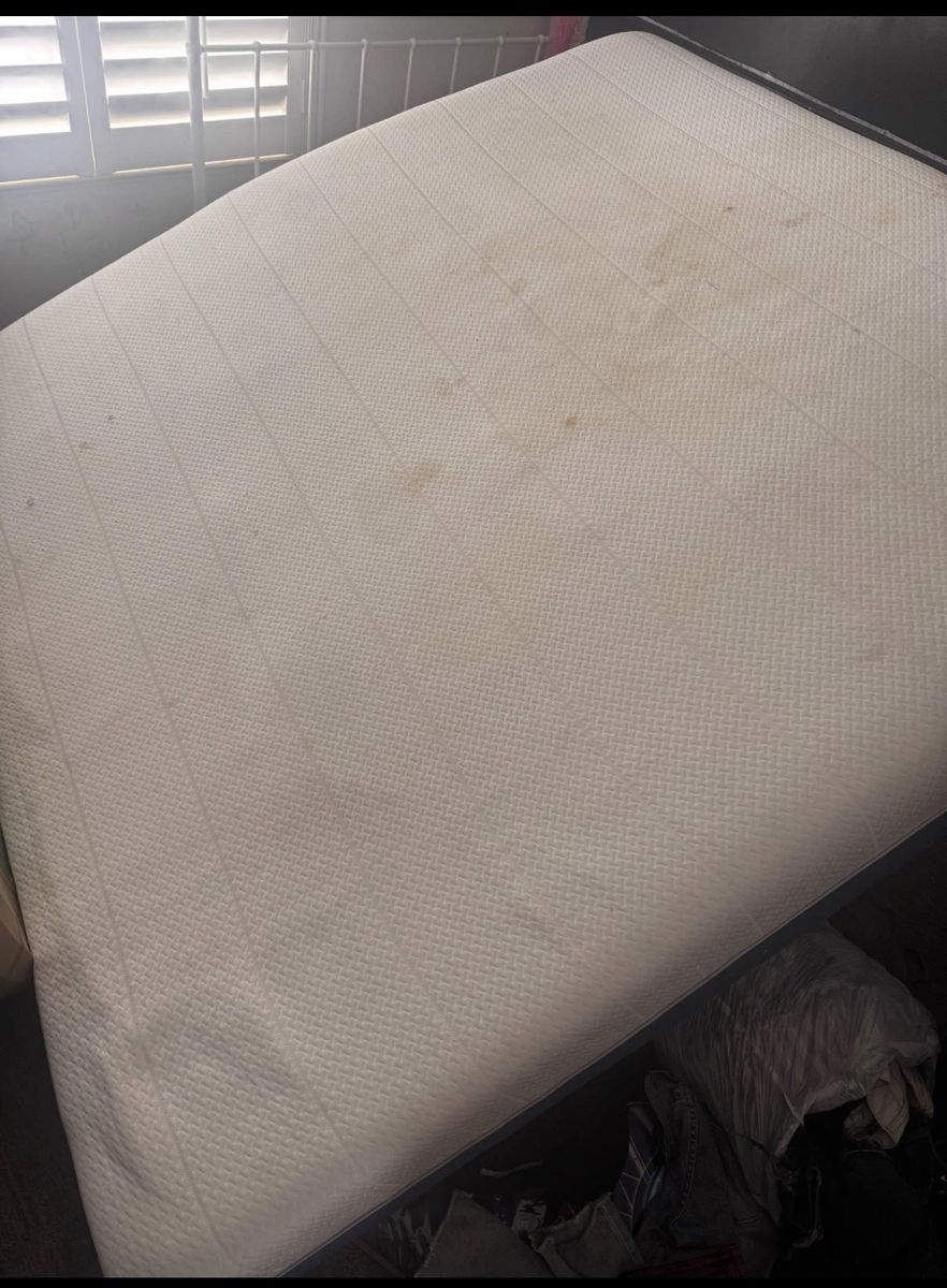 Free king Mattress