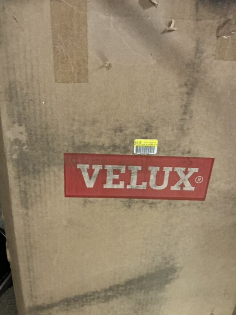 VELUX ECW 2270 0000C Curb-Mount Tile Flashing Ki