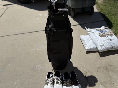 Golf Set (Nike Men’s right hand)