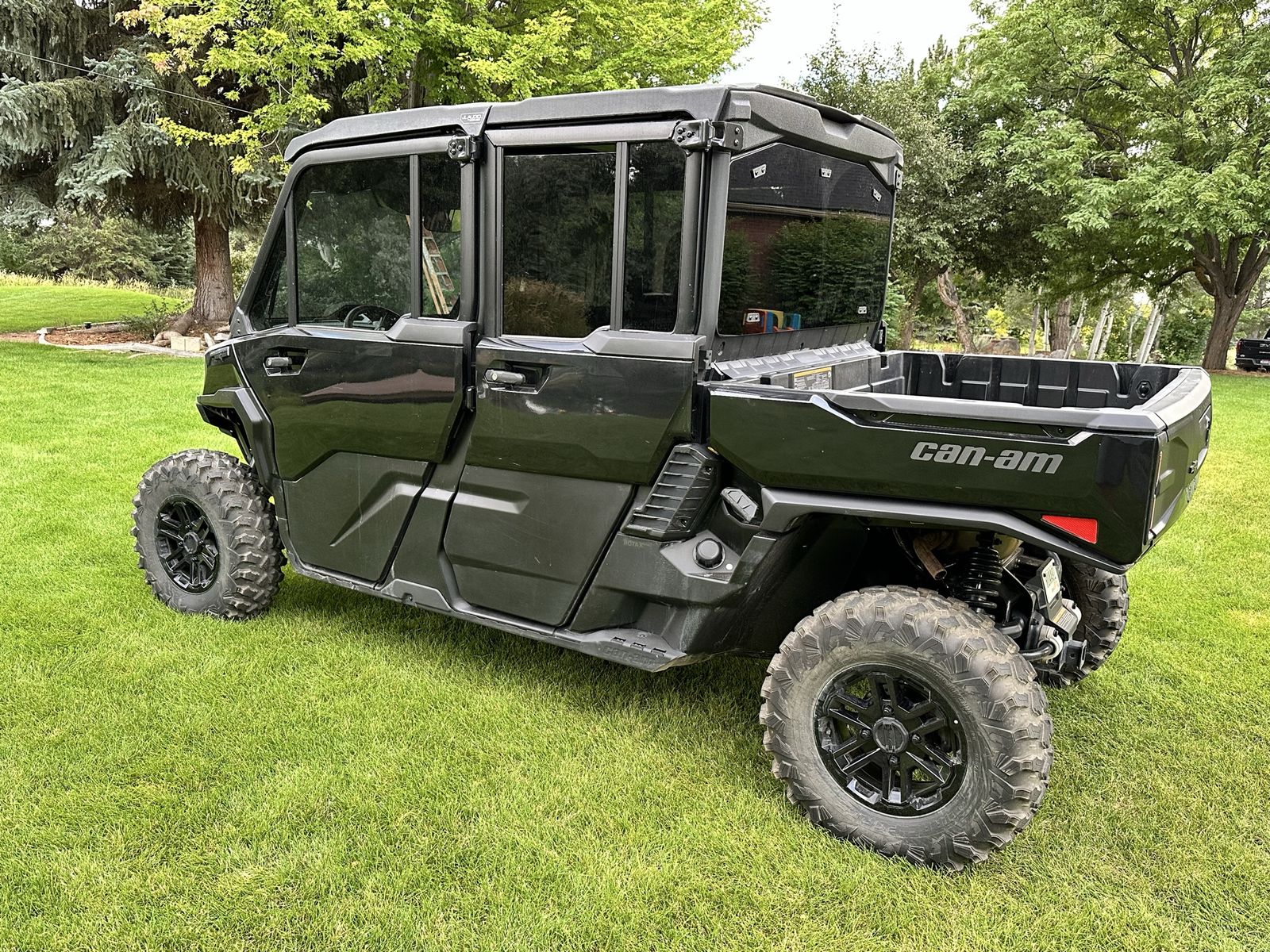 2026 Can-Am Defender UTV Side-by-Side - Black, Full Cab Enclosure, Dump Bed