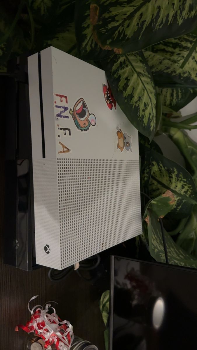 Xbox One S