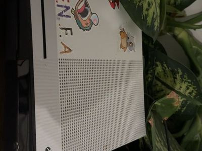Xbox One S