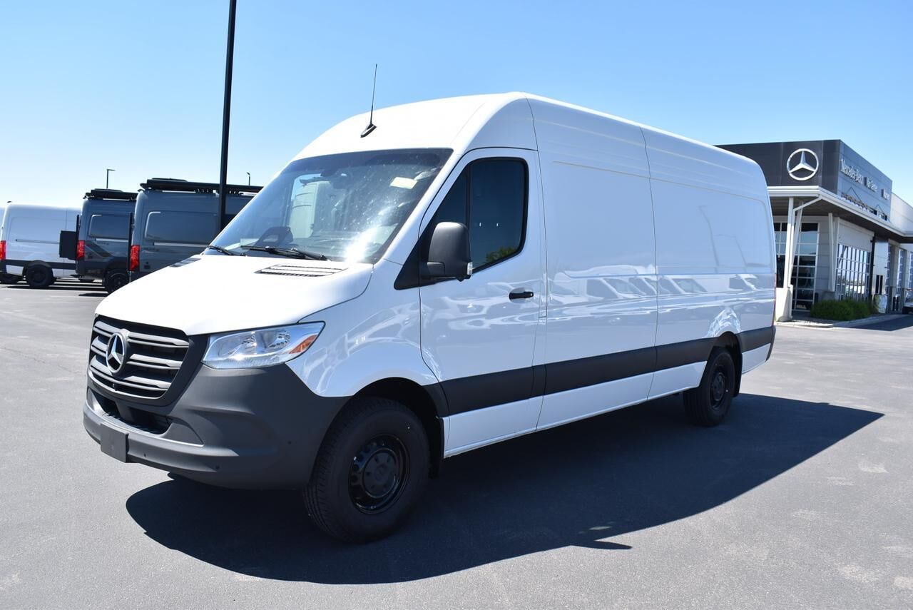 2025 Mercedes-Benz Sprinter 2500