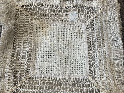 Chic Woven Straw/Raffia Beach Tote Bag with Wood Handles - Fringed Details