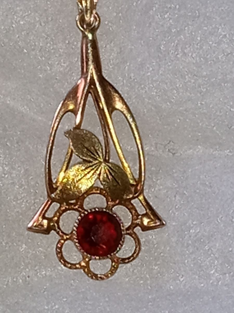 Vintage 10K Gold Red Gemstone Floral Pendant Art Nouveau Style Fine Jewelry