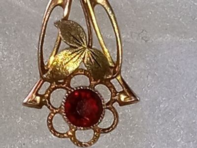 Vintage 10K Gold Red Gemstone Floral Pendant Art Nouveau Style Fine Jewelry