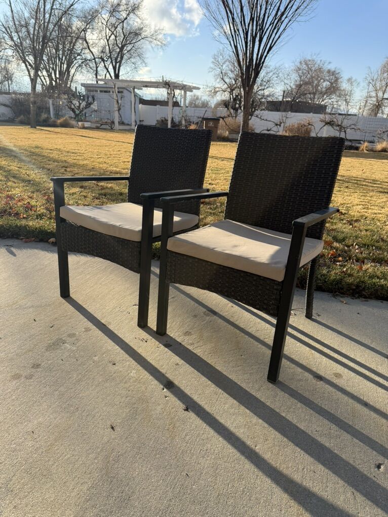 Wicker King Outdoor Dining Chairs (set of 6)