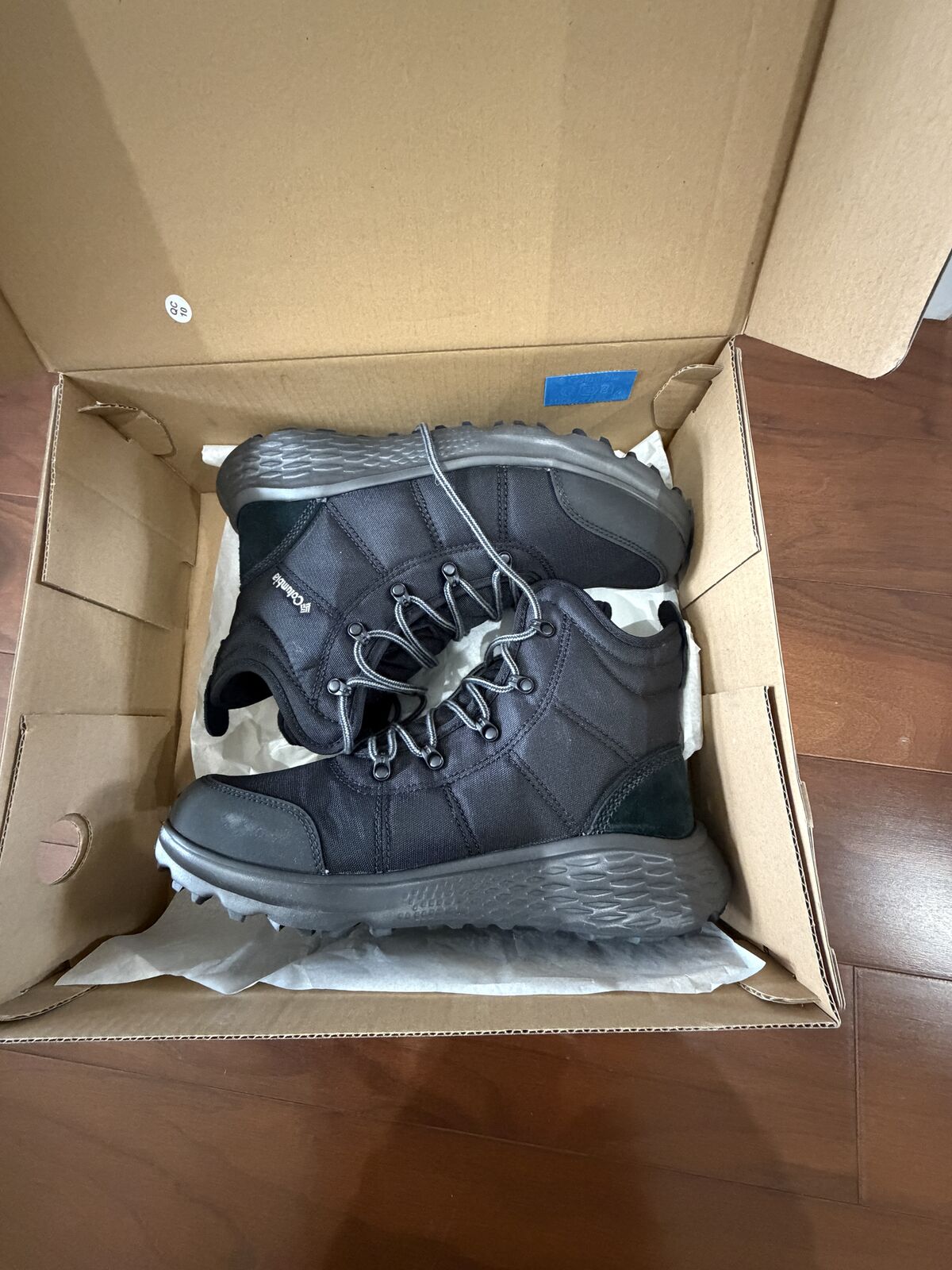 BNIB Columbia Fairbanks Cityscape Omni-Heat Men's Boots, Size 9.5 WIDE Width, WP