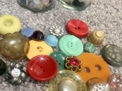 Assorted Vintage Buttons - Craft Supply Mix - Various Sizes & Colors