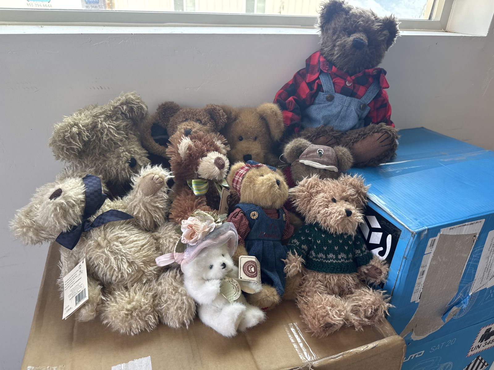 Boyds Bears - 10 Bears