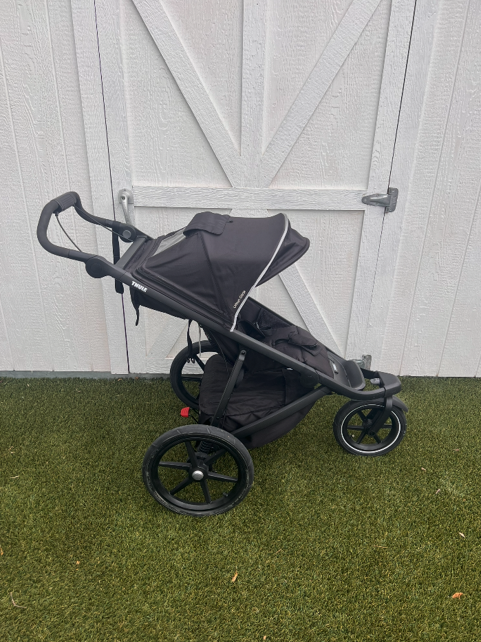 THULE URBAN GLIDE JOGGING STROLLER WITH BASSINET CONVERSION