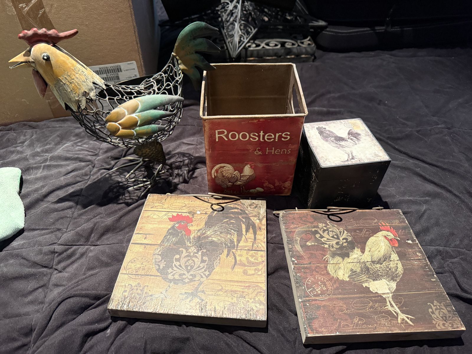 Farmhouse Rooster Kitchen Decor Set