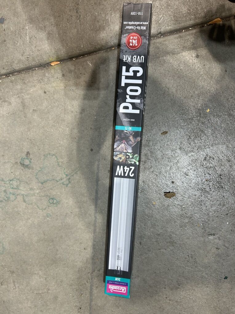 Reptile UVB bulb And Lamp