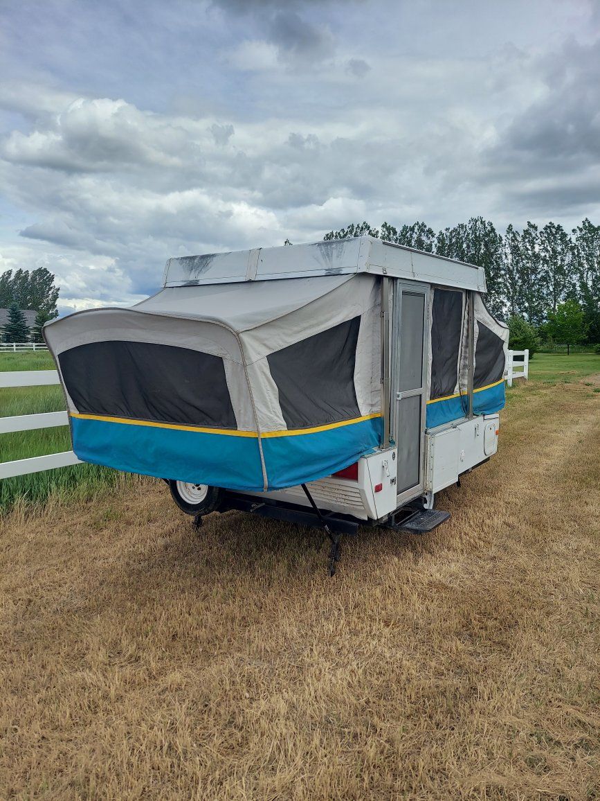 Pop-Up Camper Trailer - Ready for Adventure!