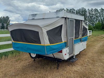 Pop-Up Camper Trailer - Ready for Adventure!