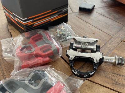 Xpedo Road Pedals Magesium Lightweight